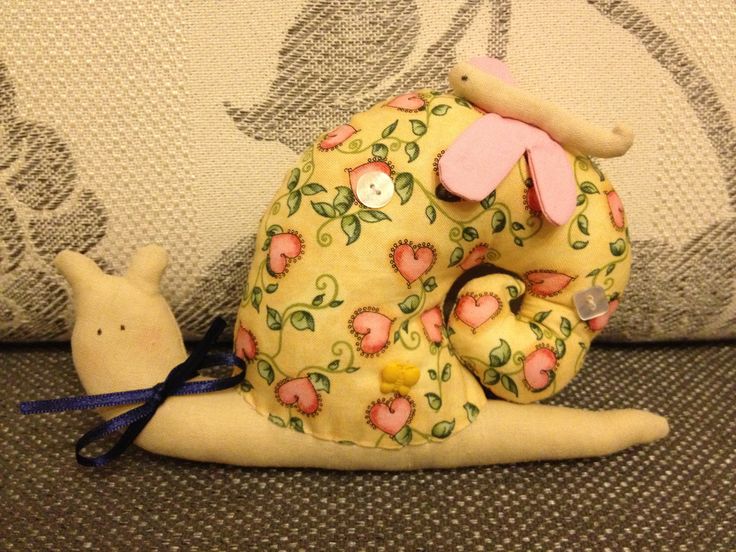 How to Make Cute Fabric Snail Pillow www.FabArtDIY.com