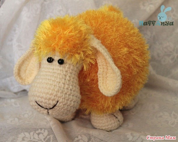 crochet-lamb-pillow12.jpg