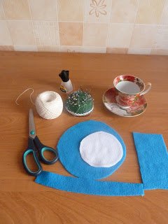 %tag How to DIY Felt Snowman for Christmas Holiday Decor
