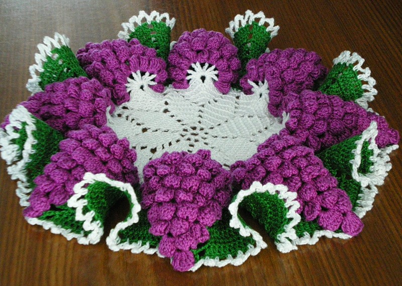 How to DIY Crochet Grape Coaster with Free Pattern - Fab Art DIY