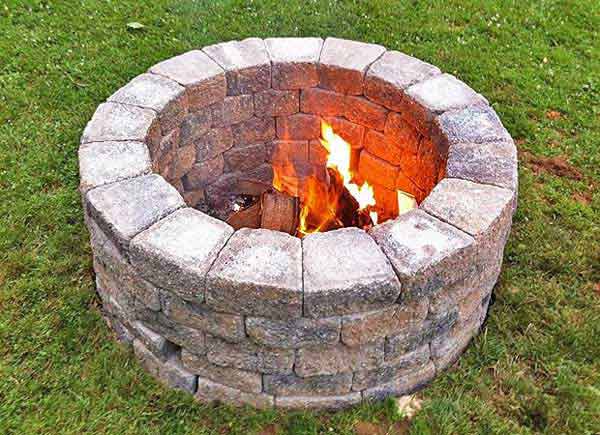 40+ DIY Fire Pit for your Backyard22