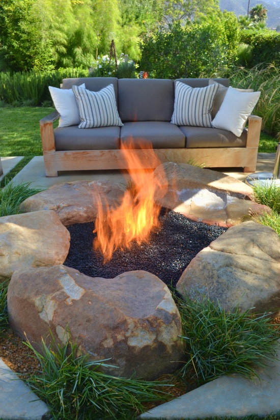 40+ DIY Fire Pit for your Backyard27