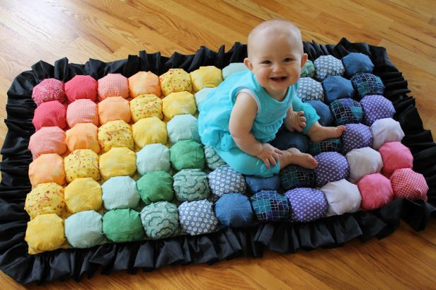 DIY Bubble Quilt Tutorial - Baby Rainbow Bubble Quilt Puff Quilt 