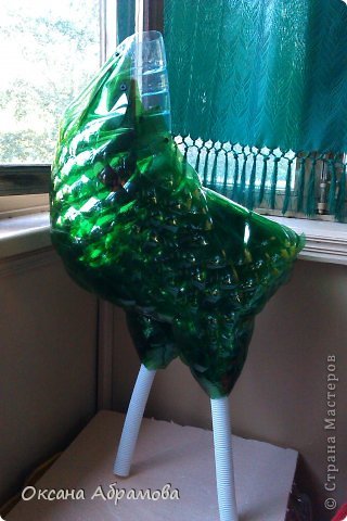 DIY-Beautiful-Cock-from-Recycled-Plastic-Bottles06.jpg