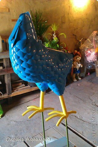 DIY-Beautiful-Cock-from-Recycled-Plastic-Bottles09.jpg