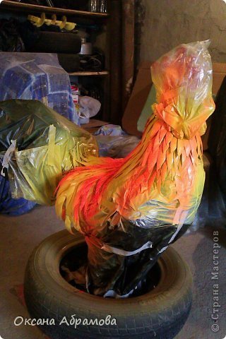 DIY-Beautiful-Cock-from-Recycled-Plastic-Bottles20.jpg