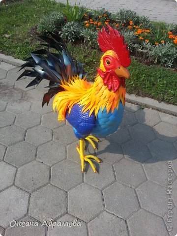 DIY-Beautiful-Cock-from-Recycled-Plastic-Bottles21.jpg