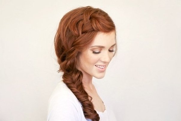 DIY-Bohemian-Side-Braid-Hairstyle-01.jpg