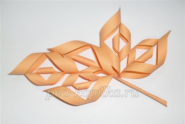 DIY-Geometric-Paper-Maple-Leaf08.jpg