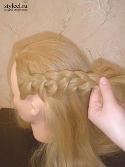 Beautiful-braided-hairstyle3.jpg