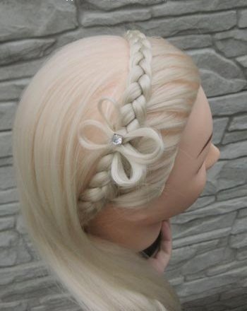 DIY-Beautiful-Braided-Butterfly-Hairstyle02.jpg