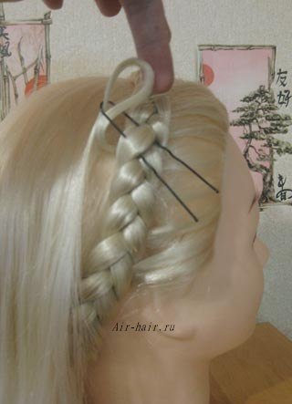 DIY-Beautiful-Braided-Butterfly-Hairstyle06.jpg