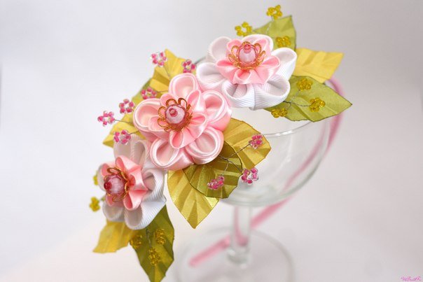 DIY-Ribbon-Japanese-Cherry-Blossom01.jpg