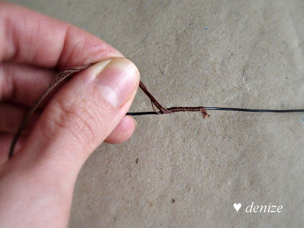 How to DIY Thread Feather
