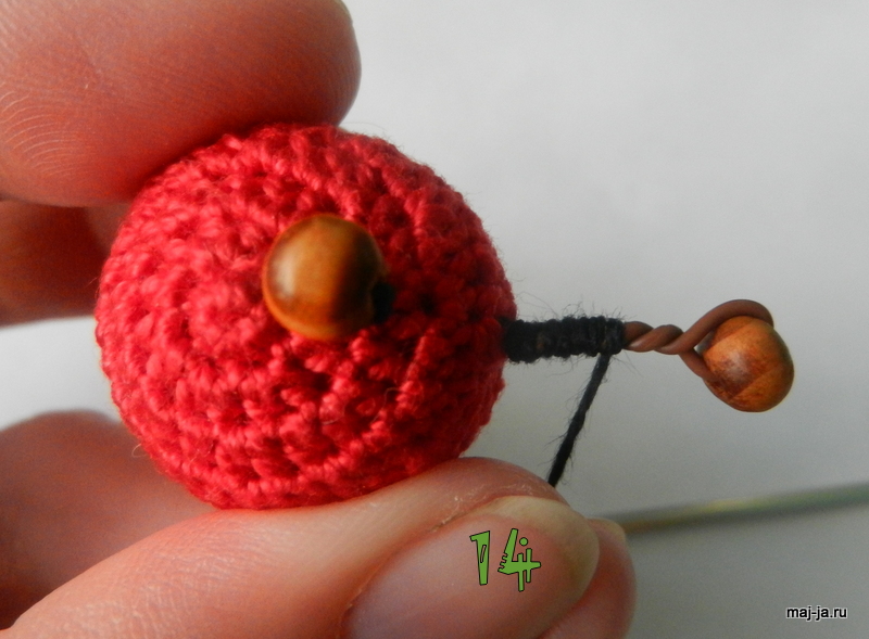 Knitted-toy- caterpillar16.jpg