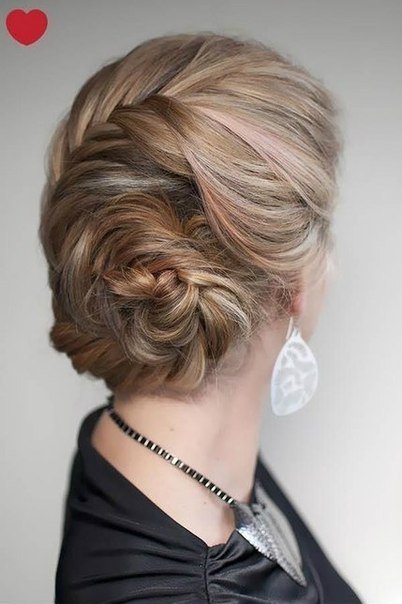 Side braided hairstyle