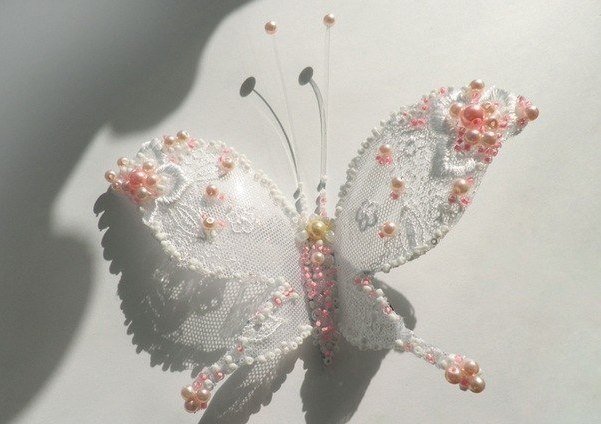 How to Make Beautiful Bead and Lace Butterfly with Plastic Bottles