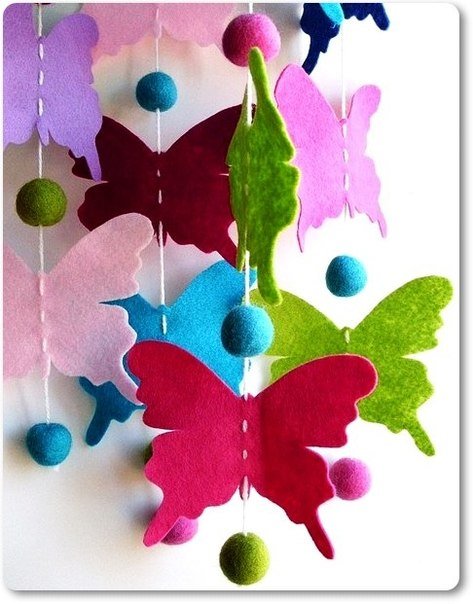 colorful-felt-butterfly-mobile03.jpg