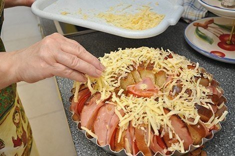 How to Make Delicious Egg Cellent Cobbler7