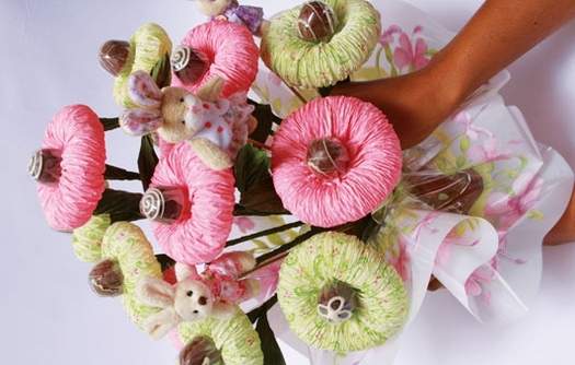 chocolate-wrapping-paper-flower-bouquet02.jpg