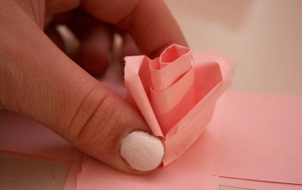 creative-way-to-make-paper-rose07.jpg