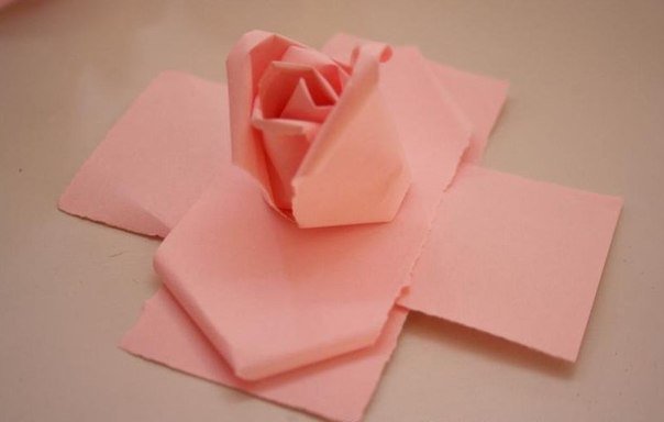 creative-way-to-make-paper-rose08.jpg