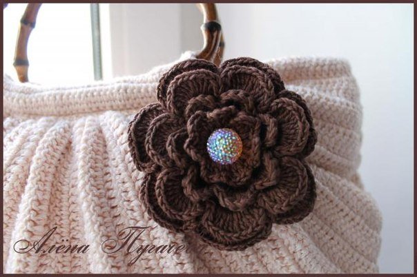 crochet-handbag02.jpg