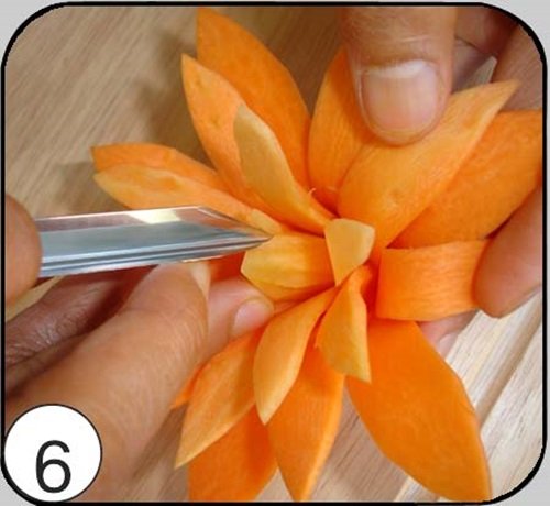 diy-perfect-carrot-flowers-for-salads-garnish-6.jpg