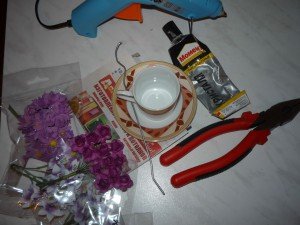 flying-cup-flowers01.jpg