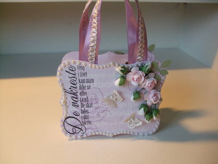 paper-gift-handbag01.jpg