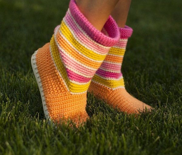 DIY Lovely Crochet Boot Slippers - Video