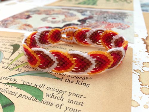 DIY Macrame Leaf Friendship Bracelets (Video)