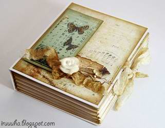 DIY-Vintage-Scrapbooking-Gift-Box01.jpg