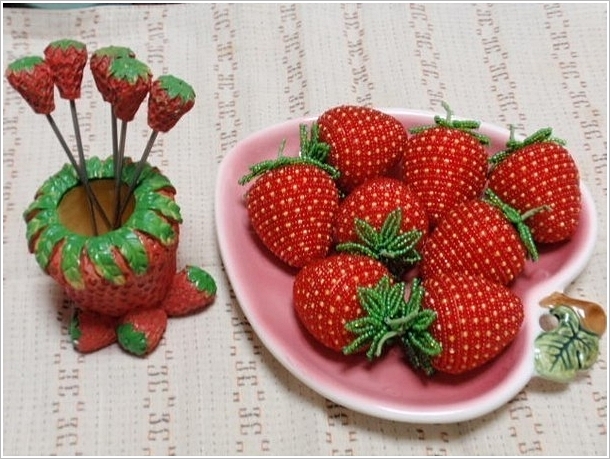 Beaded strawberry tutorial 