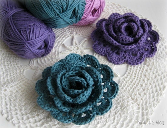 DIY Pretty 3D Lace Rose Free Crochet Pattern