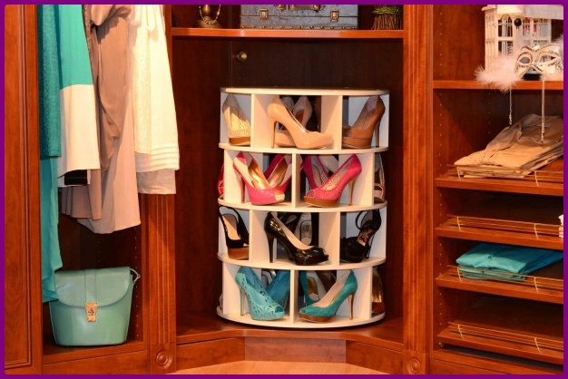 DIY Lazy Susan Style Shoe Storage Rack (Video)