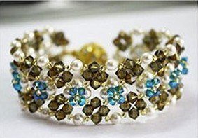 DIY-Bead-Bracelet1.jpg