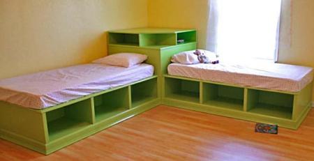 DIY-Corner-Twin-Beds05.jpg