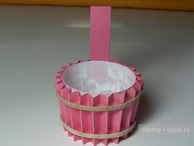 DIY-Cute-paper-cupcake-Ornament07.jpg