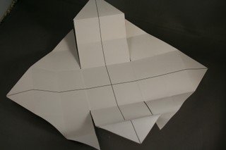 DIY-Paper-origami-gift-box07.jpg