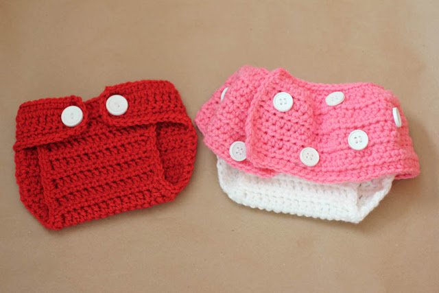 DIY Crochet Baby Christmas Sets Free Pattern-Mickey and Minnie Inspired Crochet Diaper Covers