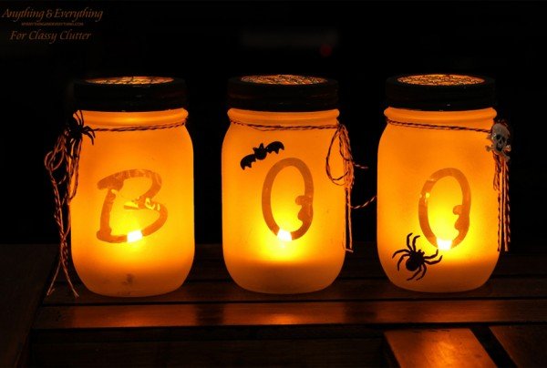 22 Wicked Ways To Use Mason Jars This Halloween
