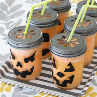 22 Wicked Ways To Use Mason Jars This Halloween