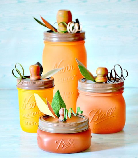 22 Wicked Ways To Use Mason Jars This Halloween