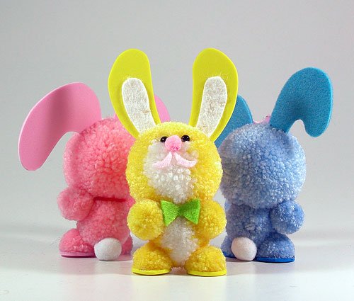 Fab Design on Yarn Pom Pom Animal Figures - Pom Pom Bunny