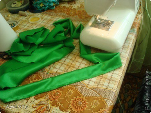 Satin-Fabric-Christmas-Tree6.jpg