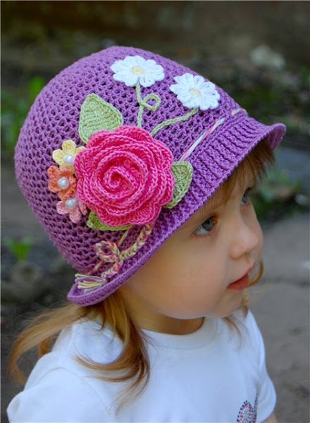 crochet-girls-vintage-hat-with-rose1.jpg