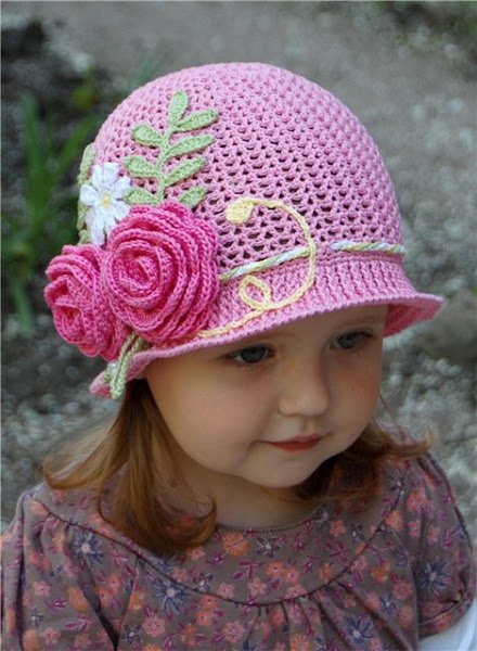 crochet-girls-vintage-hat-with-rose3.jpg