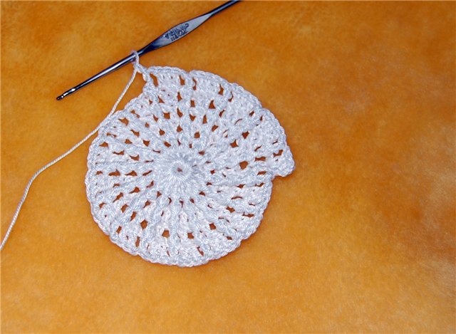 crochet-swirl-pattern-sun-hat7.jpg