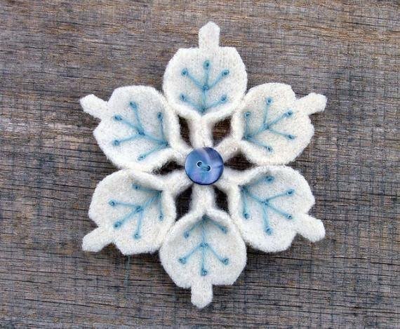 felt-snowflake3.jpg